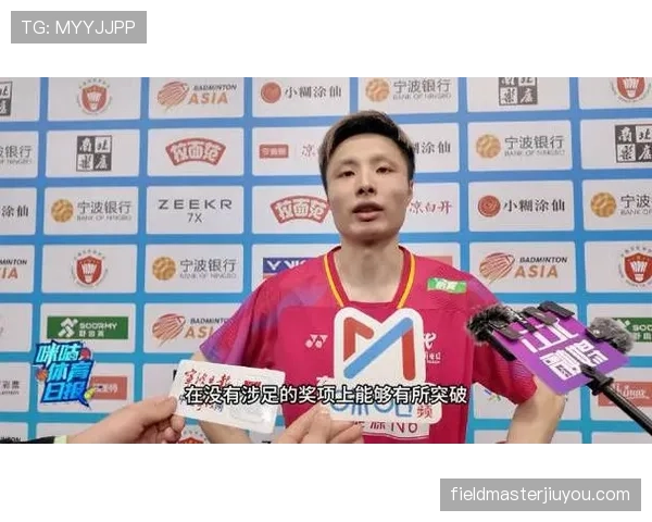 石宇奇训练完直接拎包去高定秀场,这反差谁懂啊 石宇奇训练完直接拎包去高定秀场,这反差谁懂啊